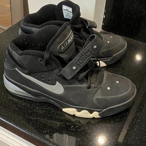 EXTREMELY RARE! AirForce Max - Same shoes worn by Fab5